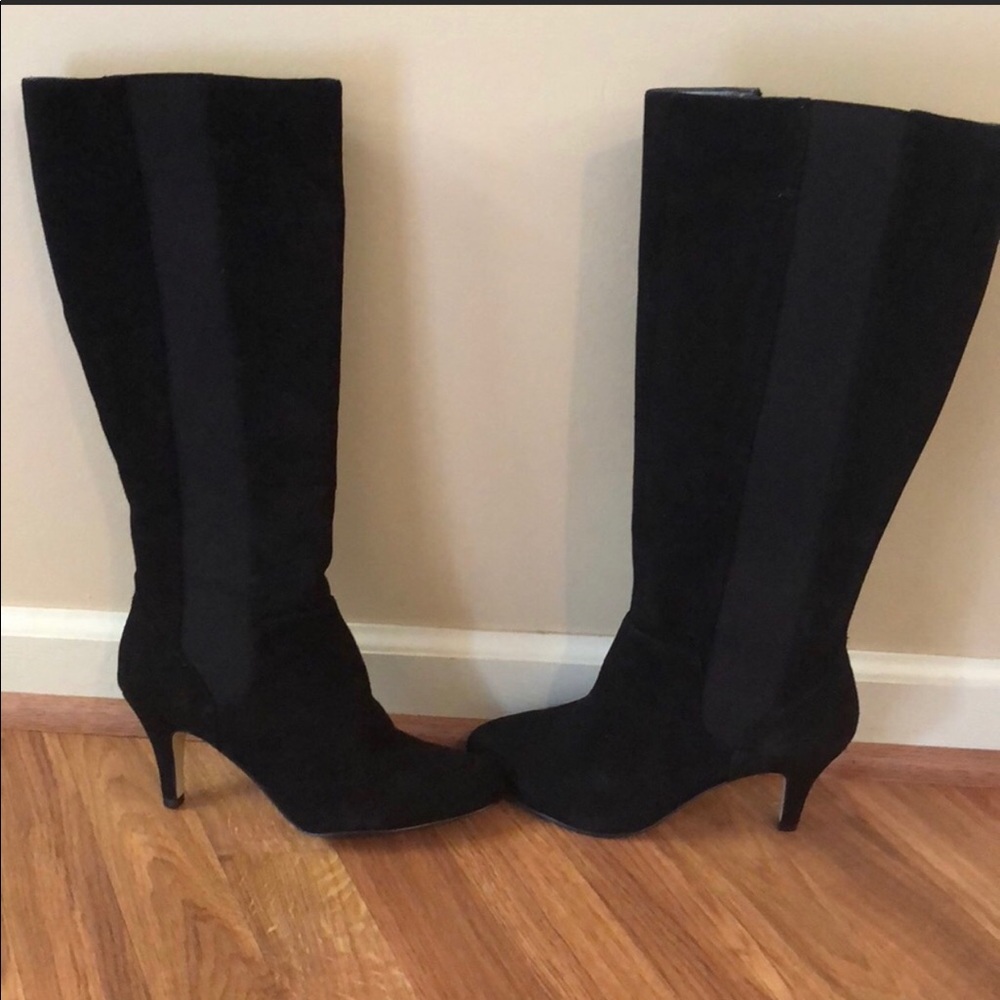 Adrienne Vittadini Theresa black suede leather